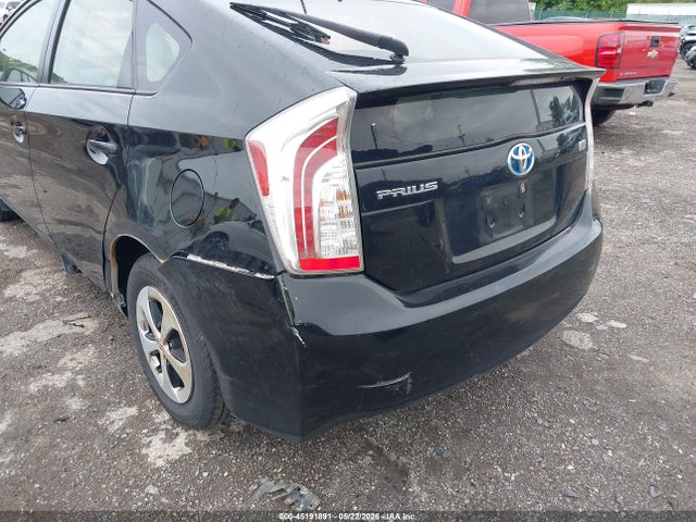 JTDKN3DU6E0365900 Toyota Prius Two