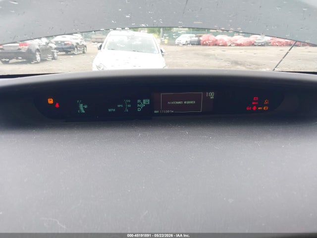 JTDKN3DU6E0365900 Toyota Prius Two