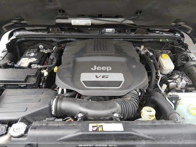 2016 Jeep Wrangler Unlimited Sahara მანქანა იყიდება აუქციონზე, vin: 1C4BJWEG7GL207962, აუქციონის ნომერი: 45191917
