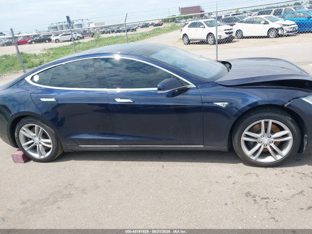Tesla Model S 60/70/85 2015 5YJSA1H16FFP74479 Image 14
