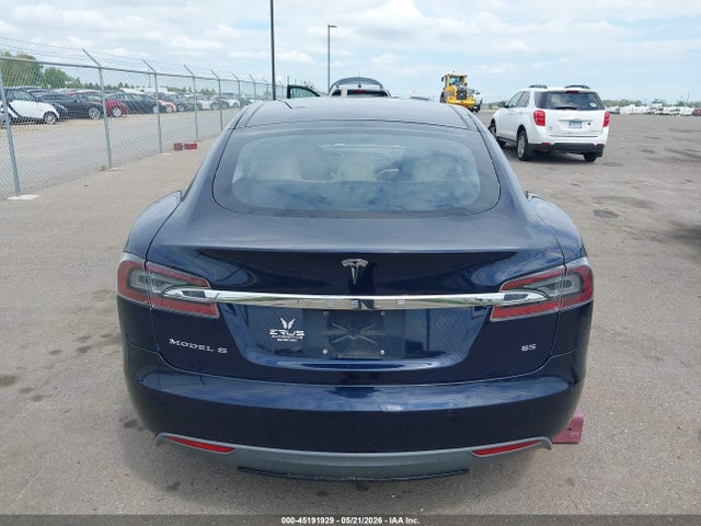 Tesla Model S 60/70/85 2015 5YJSA1H16FFP74479 Image 17