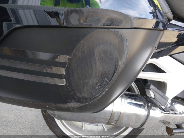 45191958 :رقم المزاد ، WB10A130XHZ431710 vin ، 2017 Bmw R1200 Rt مزاد بيع