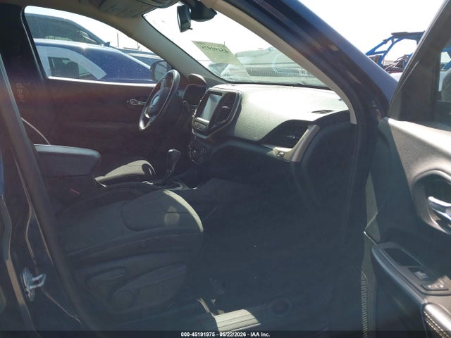 45191975 :رقم المزاد ، 1C4PJLCB5FW560970 vin ، 2015 Jeep Cherokee Latitude مزاد بيع