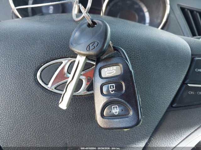 Продаж на аукціоні авто 2012 Hyundai Sonata Gls, vin: 5NPEB4AC1CH371627, номер лоту: 45192004
