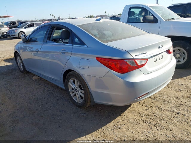 Продаж на аукціоні авто 2012 Hyundai Sonata Gls, vin: 5NPEB4AC1CH371627, номер лоту: 45192004