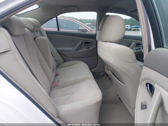 45192055 :رقم المزاد ، 4T1BF3EK5BU674039 vin ، 2011 Toyota Camry Le مزاد بيع