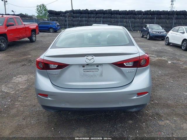 Mazda Mazda3 Touring 2018 3MZBN1V3XJM207767 Image 16