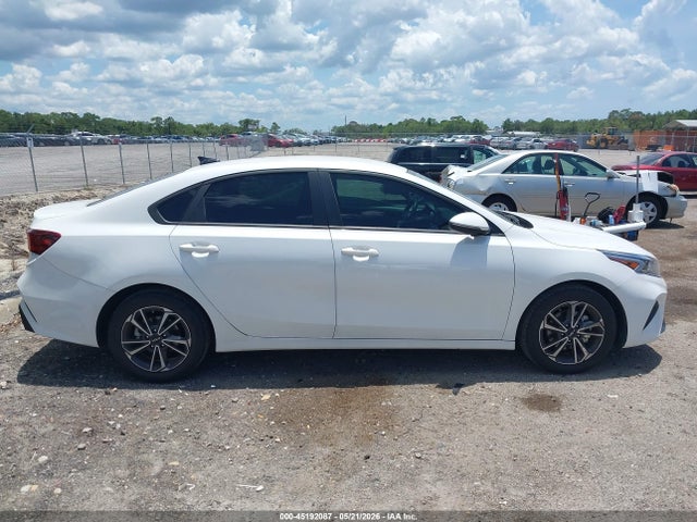 Продажа на аукционе авто 2024 Kia Forte Lxs, vin: 3KPF24ADXRE724537, номер лота: 45192087