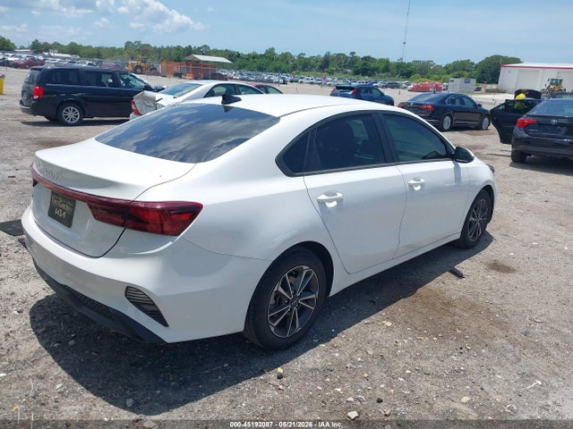 45192087 :رقم المزاد ، 3KPF24ADXRE724537 vin ، 2024 Kia Forte Lxs مزاد بيع