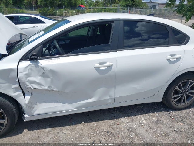 45192087 :رقم المزاد ، 3KPF24ADXRE724537 vin ، 2024 Kia Forte Lxs مزاد بيع
