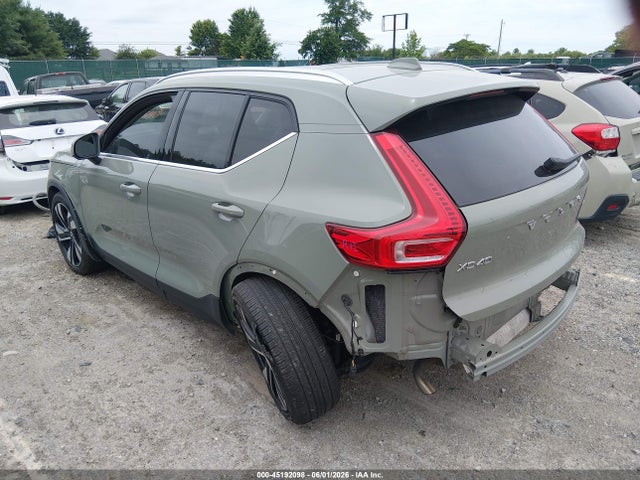 Продажа на аукционе авто 2023 Volvo Xc40 B5 Plus Bright Theme, vin: YV4L12UN9P2003230, номер лота: 45192098