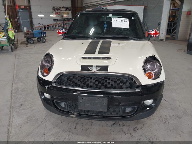 Продаж на аукціоні авто 2013 Mini Convertible Cooper S, vin: WMWZP3C50DT550750, номер лоту: 45192114