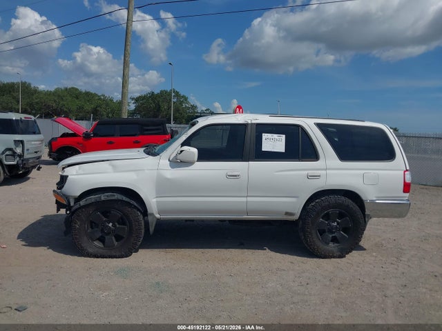 2001 Toyota 4runner Sr5 V6 მანქანა იყიდება აუქციონზე, vin: JT3GN86R310211557, აუქციონის ნომერი: 45192122