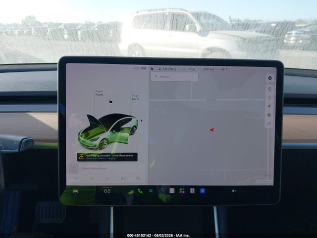 45192142 :رقم المزاد ، 5YJ3E1EB6JF116613 vin ، 2018 Tesla Model 3 Long Range/performance مزاد بيع