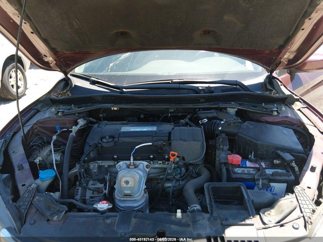 45192143 :رقم المزاد ، 1HGCR2F52FA017792 vin ، 2015 Honda Accord Sport مزاد بيع