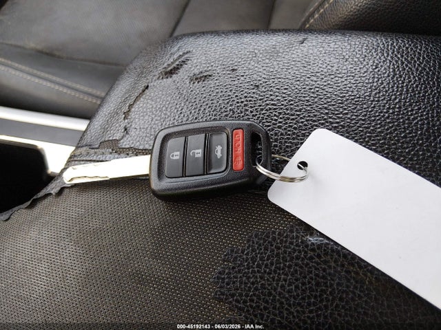 45192143 :رقم المزاد ، 1HGCR2F52FA017792 vin ، 2015 Honda Accord Sport مزاد بيع
