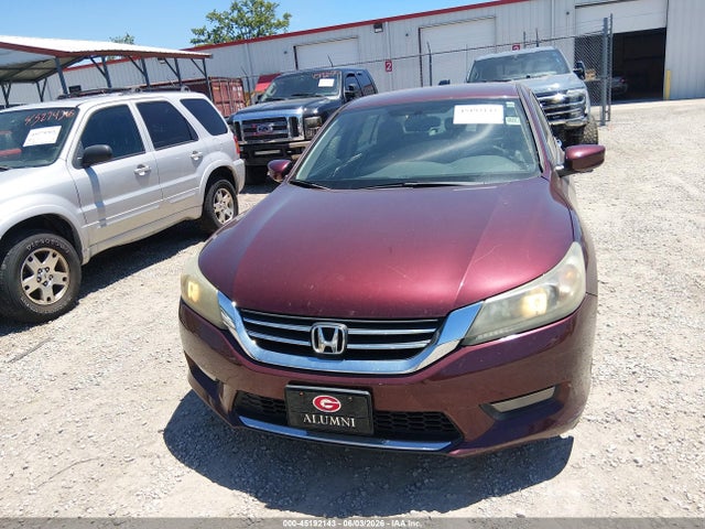 45192143 :رقم المزاد ، 1HGCR2F52FA017792 vin ، 2015 Honda Accord Sport مزاد بيع