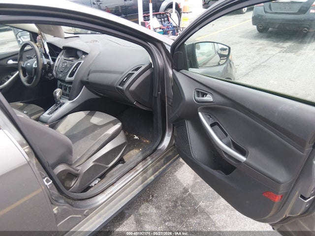Продаж на аукціоні авто 2012 Ford Focus Se, vin: 1FAHP3F22CL384431, номер лоту: 45192171