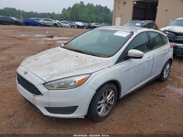 45192245 :رقم المزاد ، 1FADP3K21FL365197 vin ، 2015 Ford Focus Se مزاد بيع