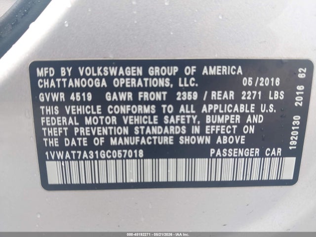 1VWAT7A31GC057018 Volkswagen Passat 1.8t R-line