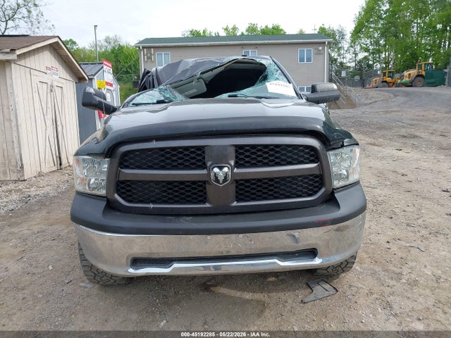 45192285 :رقم المزاد ، 3C6RR7KT2HG524147 vin ، 2017 Ram 1500 Express  4x4 5'7 Box مزاد بيع