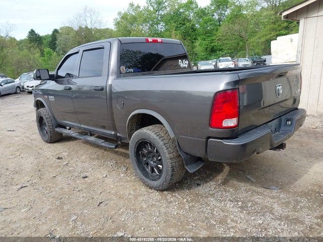 45192285 :رقم المزاد ، 3C6RR7KT2HG524147 vin ، 2017 Ram 1500 Express  4x4 5'7 Box مزاد بيع