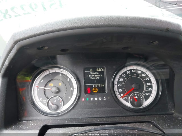 45192285 :رقم المزاد ، 3C6RR7KT2HG524147 vin ، 2017 Ram 1500 Express  4x4 5'7 Box مزاد بيع