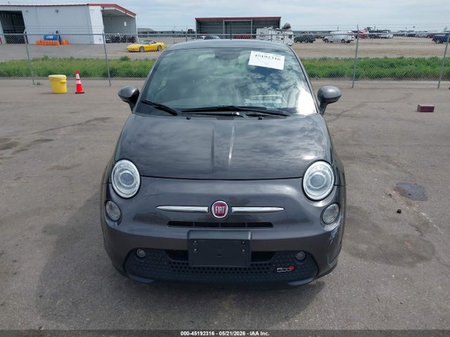 Fiat 500E BATTERY ELECTRIC 2015 3C3CFFGE6FT732861 Image 12
