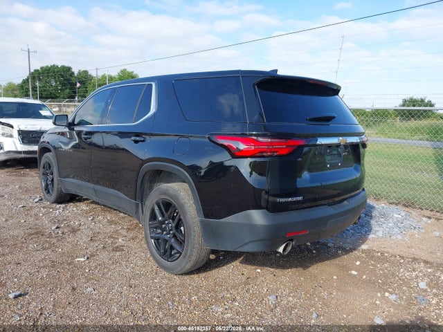 1GNERFKW8NJ137261 Chevrolet Traverse Fwd Ls