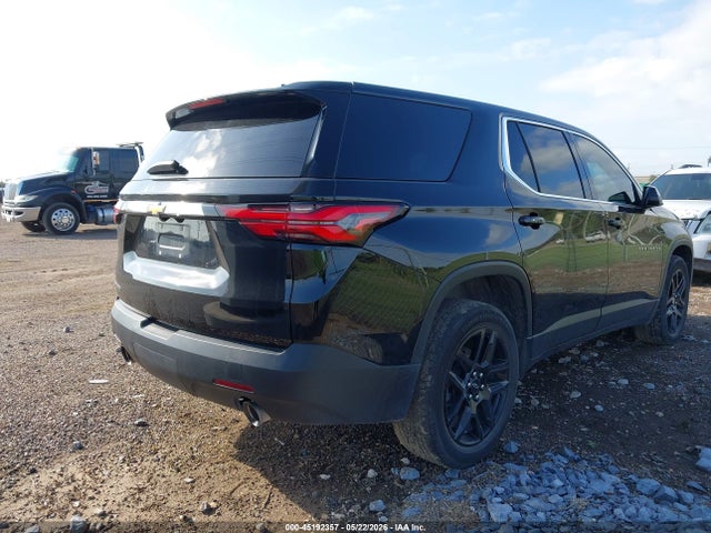 1GNERFKW8NJ137261 Chevrolet Traverse Fwd Ls