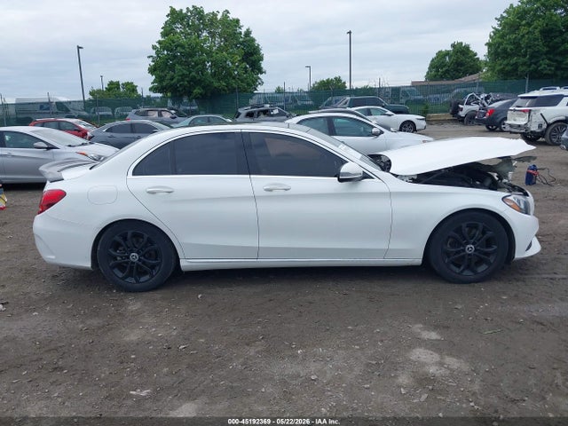 Aukcja sprzedaży 2017 Mercedes-benz C 300 4matic, vin: WDDWF4KB6HR218245, numer aukcji: 45192369