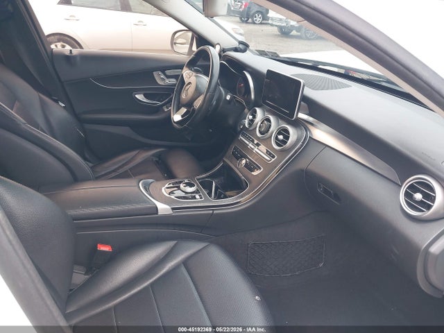 Aukcja sprzedaży 2017 Mercedes-benz C 300 4matic, vin: WDDWF4KB6HR218245, numer aukcji: 45192369