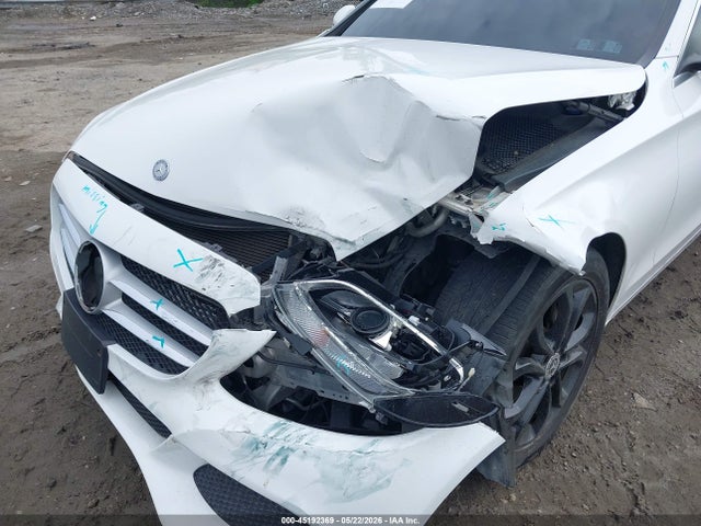 Aukcja sprzedaży 2017 Mercedes-benz C 300 4matic, vin: WDDWF4KB6HR218245, numer aukcji: 45192369