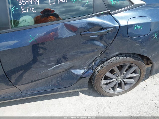 Продажа на аукционе авто 2020 Honda Civic Ex, vin: 19XFC1F32LE002806, номер лота: 45192381