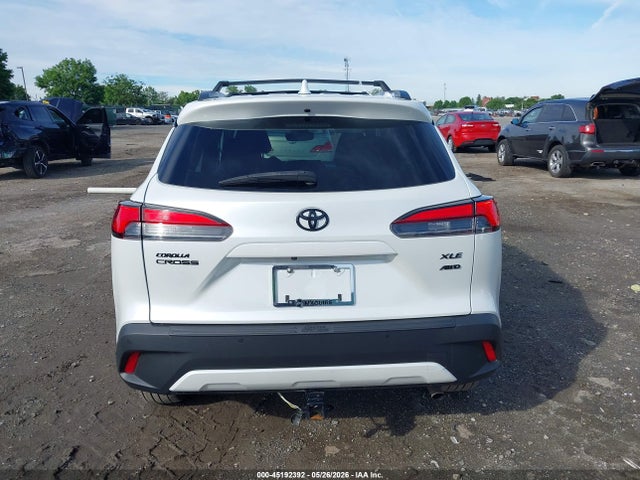 Продаж на аукціоні авто 2022 Toyota Corolla Cross Xle, vin: 7MUDAABG6NV028474, номер лоту: 45192392