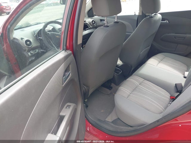 45192467 :رقم المزاد ، 1G1JC5SH5F4113898 vin ، 2015 Chevrolet Sonic Lt Auto مزاد بيع