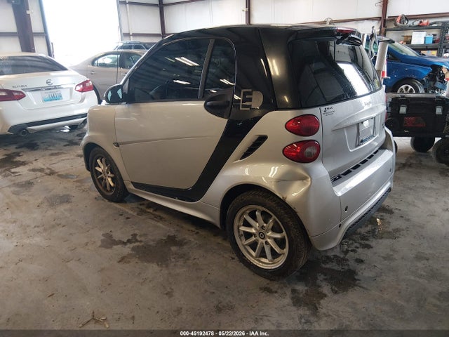WMEEJ9AA5FK833368 Smart Fortwo Electric Drive Passion