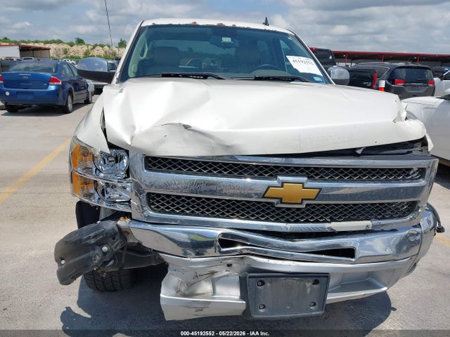 Продаж на аукціоні авто 2013 Chevrolet Silverado 1500 Lt, vin: 3GCPCSE03DG350525, номер лоту: 45192552
