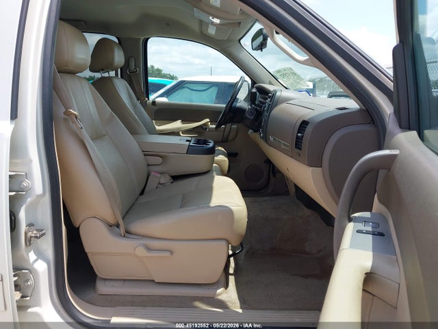 Продаж на аукціоні авто 2013 Chevrolet Silverado 1500 Lt, vin: 3GCPCSE03DG350525, номер лоту: 45192552