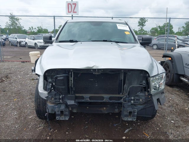 45192561 :رقم المزاد ، 1C6RR6GT1GS326587 vin ، 2016 Ram 1500 Slt مزاد بيع