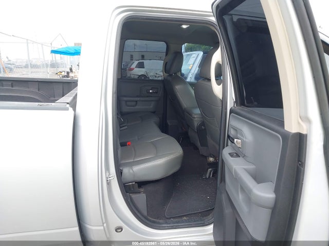 45192561 :رقم المزاد ، 1C6RR6GT1GS326587 vin ، 2016 Ram 1500 Slt مزاد بيع