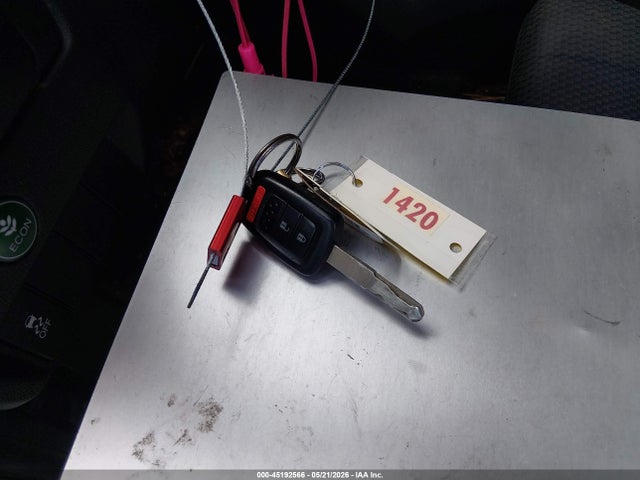 45192566 :رقم المزاد ، 3HGGK5H45JM702831 vin ، 2018 Honda Fit Lx مزاد بيع