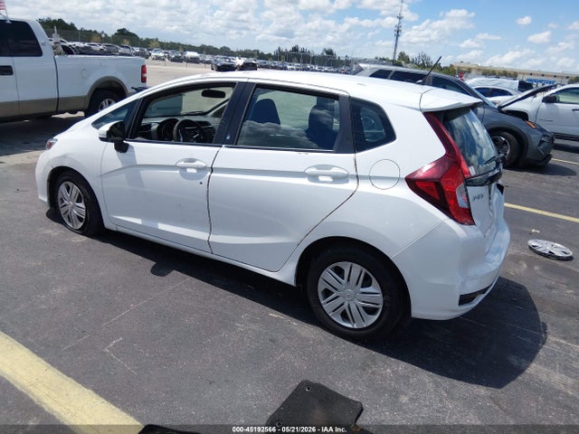 45192566 :رقم المزاد ، 3HGGK5H45JM702831 vin ، 2018 Honda Fit Lx مزاد بيع