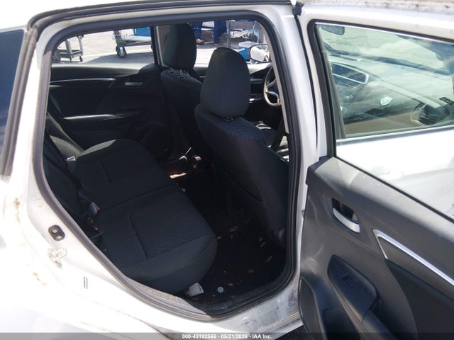 45192566 :رقم المزاد ، 3HGGK5H45JM702831 vin ، 2018 Honda Fit Lx مزاد بيع
