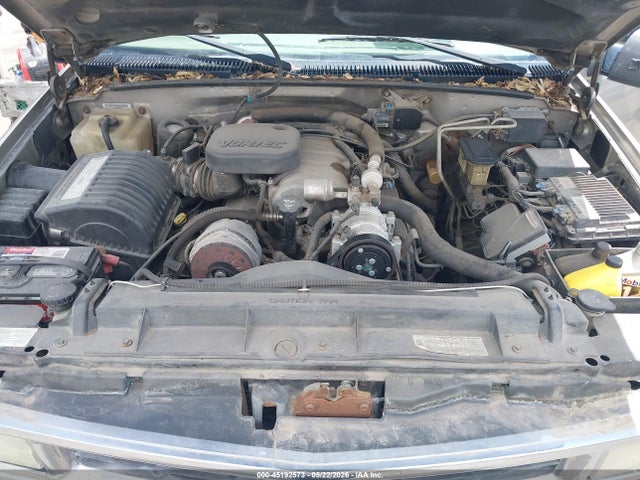 Aukcja sprzedaży 1999 Chevrolet Suburban 2500, vin: 1GNGK26J8XJ553897, numer aukcji: 45192573