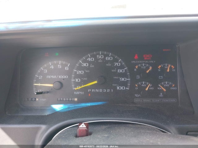 Aukcja sprzedaży 1999 Chevrolet Suburban 2500, vin: 1GNGK26J8XJ553897, numer aukcji: 45192573