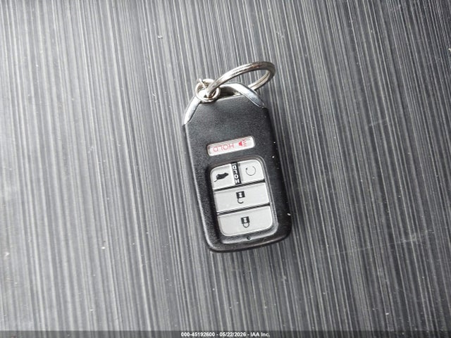 45192600 :رقم المزاد ، 5FNYF6H92GB098533 vin ، 2016 Honda Pilot Touring مزاد بيع