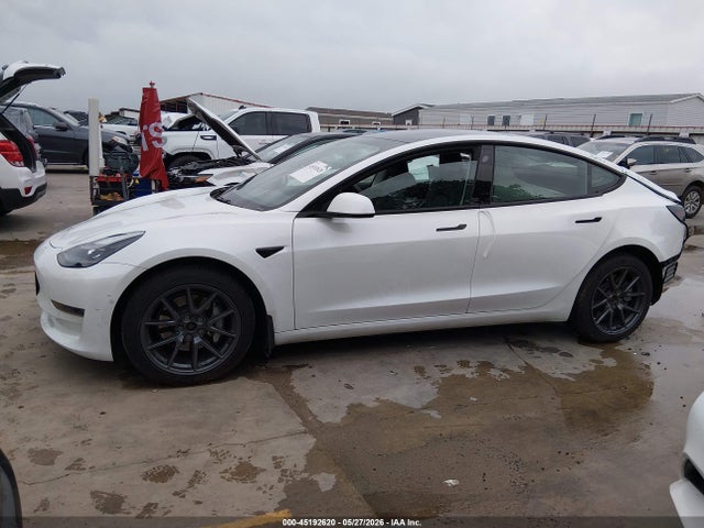 2022 Tesla Model 3 Long Range Dual Motor All-wheel Drive მანქანა იყიდება აუქციონზე, vin: 5YJ3E1EB9NF118734, აუქციონის ნომერი: 45192620