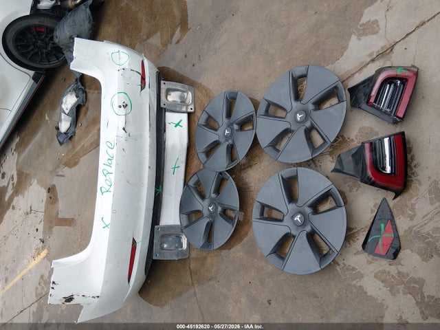 2022 Tesla Model 3 Long Range Dual Motor All-wheel Drive მანქანა იყიდება აუქციონზე, vin: 5YJ3E1EB9NF118734, აუქციონის ნომერი: 45192620