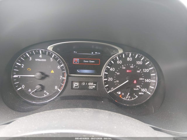 45192625 :رقم المزاد ، 5N1AR2MN5FC704399 vin ، 2015 Nissan Pathfinder Platinum مزاد بيع